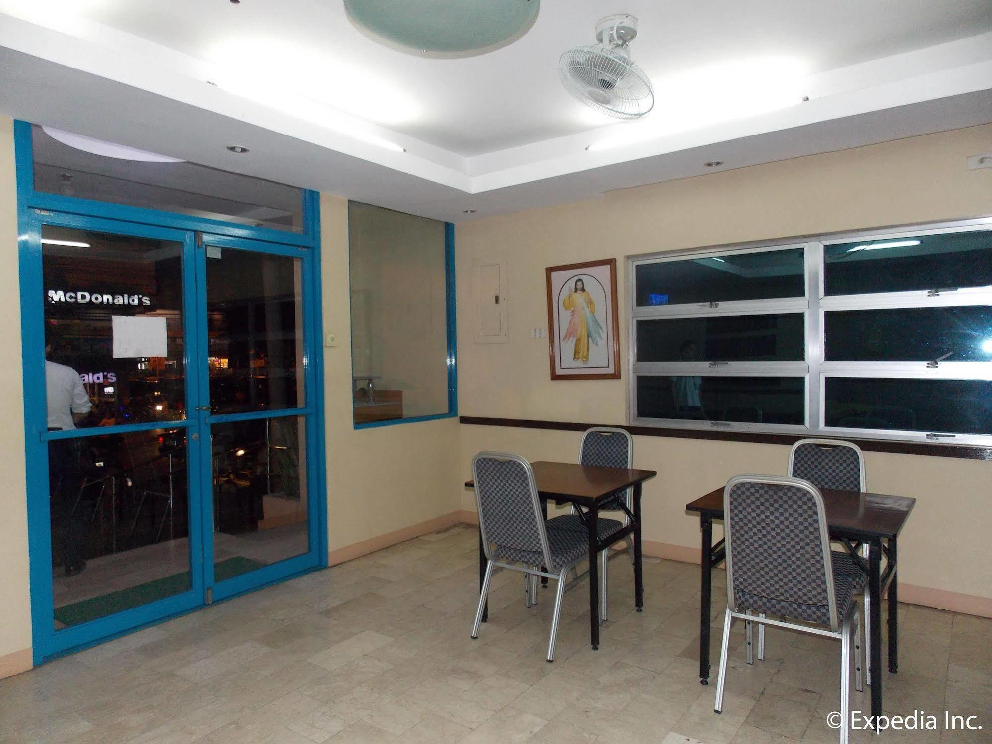 סבו Gv Hotel Talisay מראה חיצוני תמונה