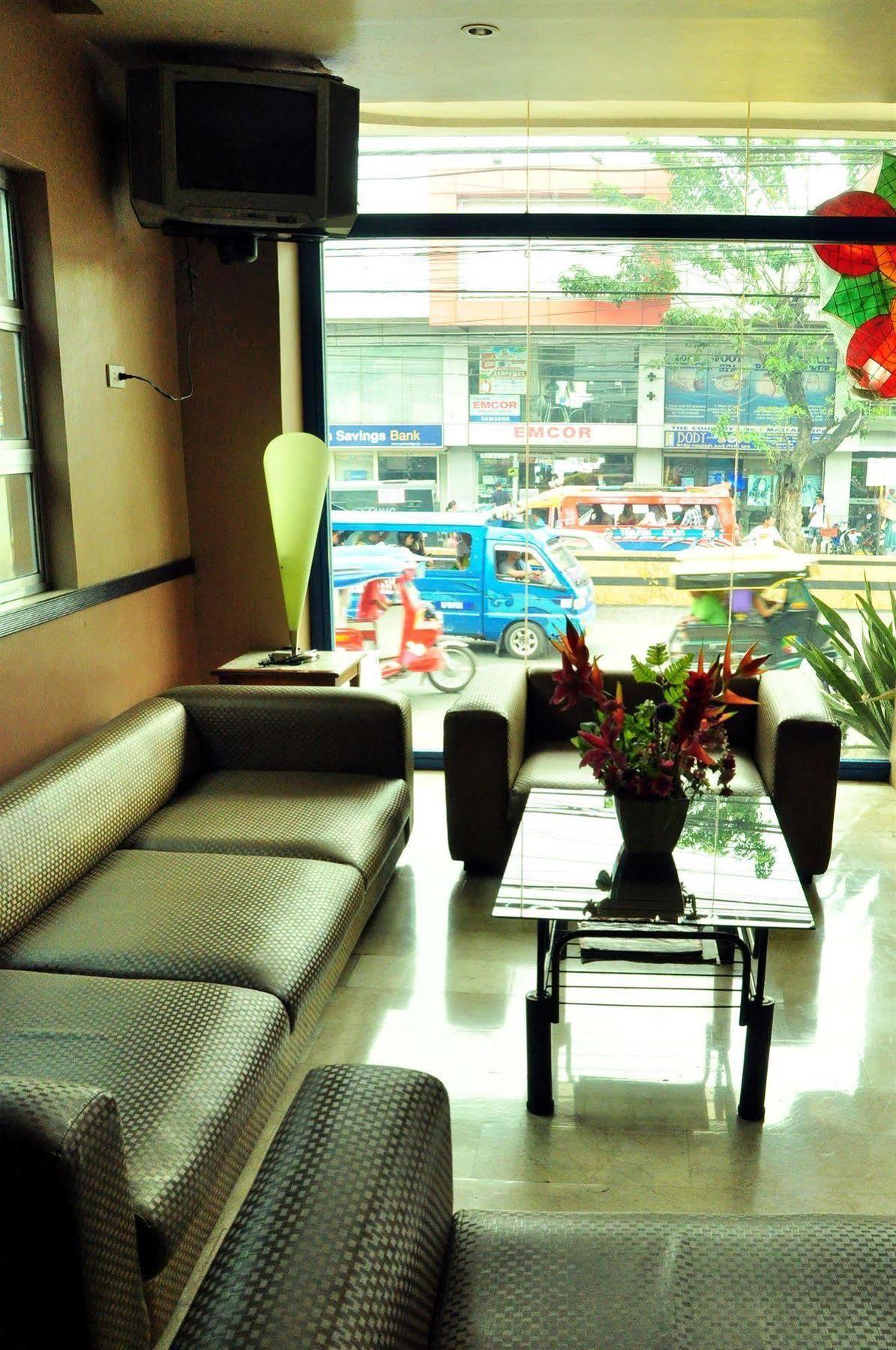 סבו Gv Hotel Talisay מראה חיצוני תמונה